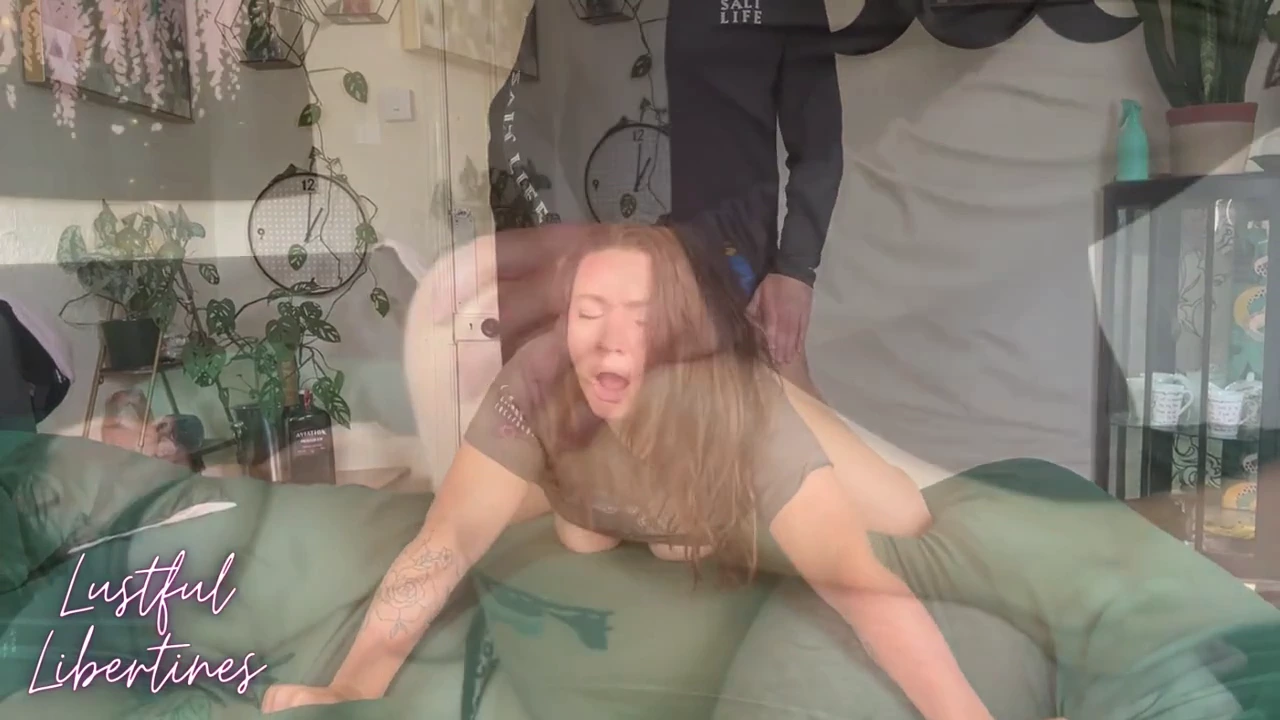 Accidental creampie with my British MILF friend porn video