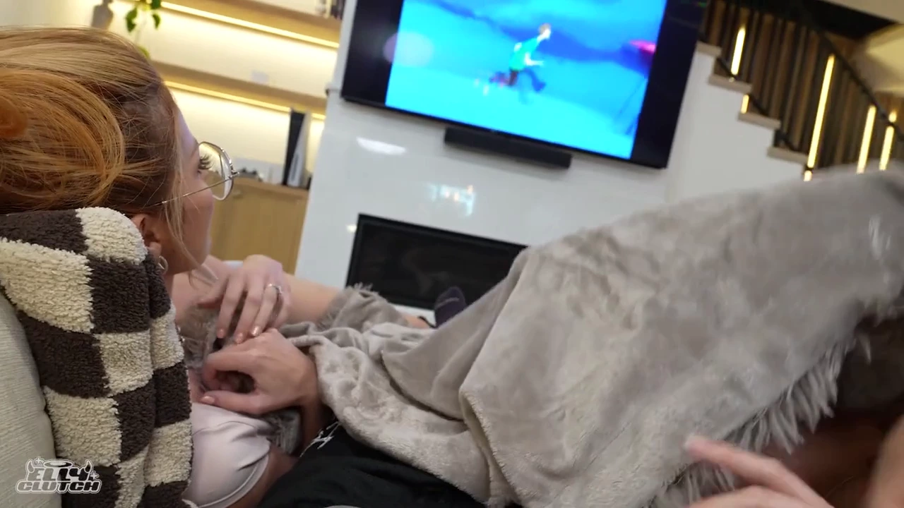 A fun threesome with my date and her stepsister Elly Clutch and Sinatra Monroe porn video